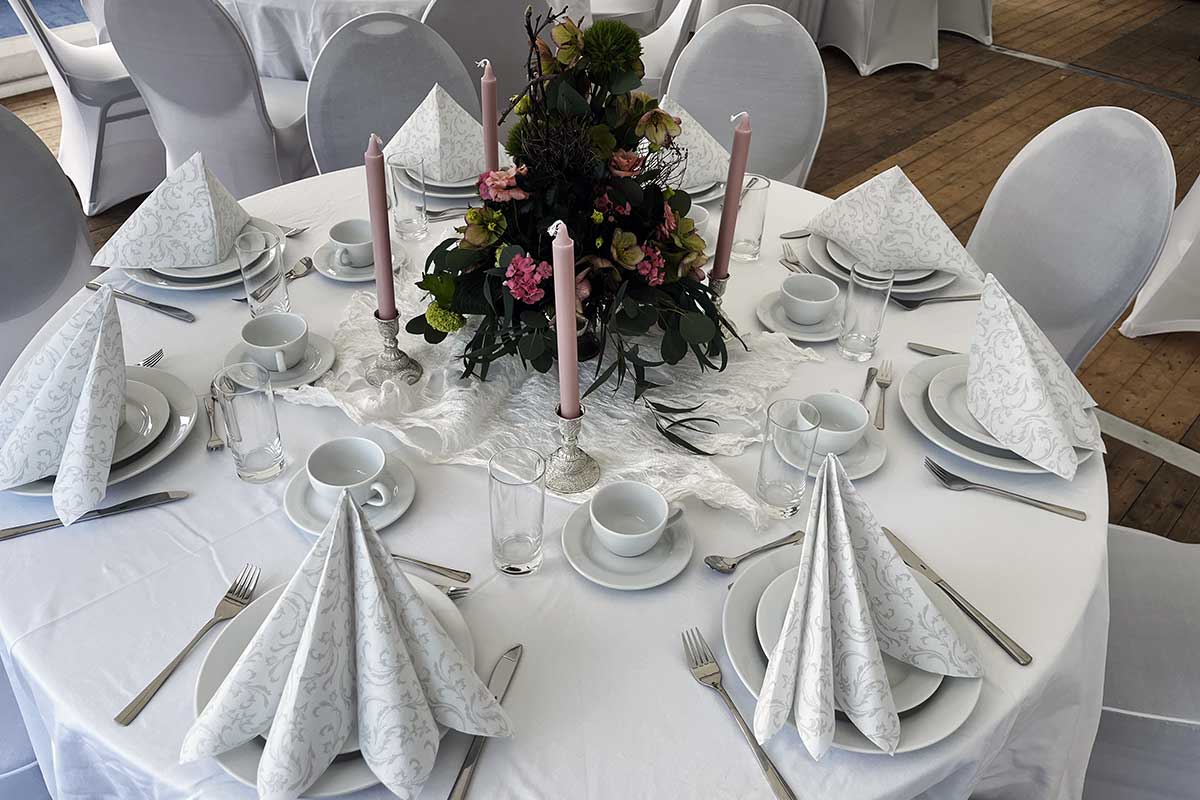 DH – Eventmanagement – Hochzeitszelt mieten Leipzig